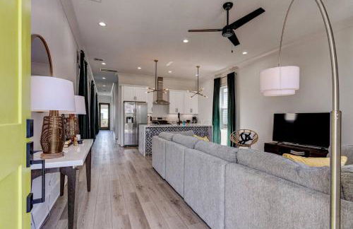 NOLA Modern Home Views of Superdome Jazz Fest - Foto 7