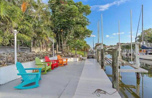 CANAL FRONT! Bring or rent a boat, near AMI/IMG. - Foto 4