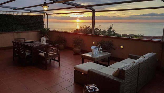 Spacious 4 Bedroom Apartment With Terrace And View - Foto 2, Imagen principal