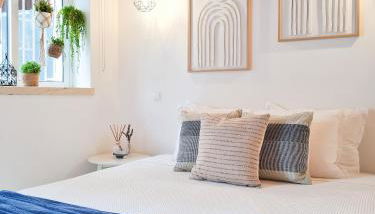 MINHA CASA SUA CASA - Cozy Little House, AC & WiFi - Foto 5