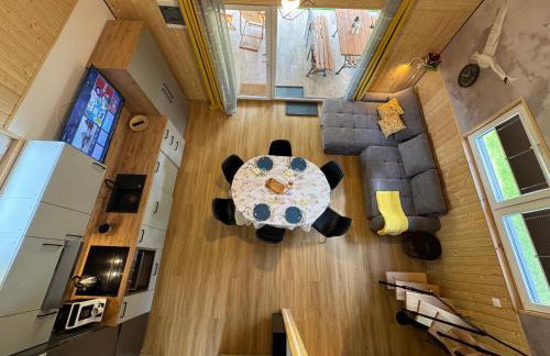 Domki przy jeziorze z prywatną plażą w Borach Tucholskich Pensjonat Alicja wczasy z dziećmi nowe luksusowe domki na skraju jeziora i lasu - Foto 25