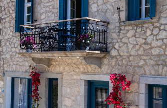 AV Suites - Vivian - Photo 9