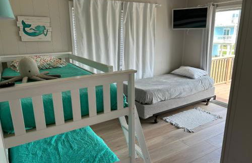 Zachary Beach House, Ocean views & walk to beach! - Foto 5