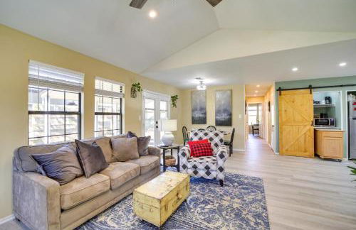 Barling Vacation Rental Fenced-In Yard with Hot Tub - Foto 5