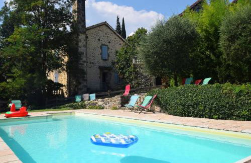 Lovely house with grass garden, shared swimmingpool, next to the river Ardèche - Foto 63