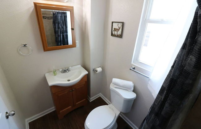 Windsor Park Pad apt 2 min to Mass Ave With AC - Foto 27