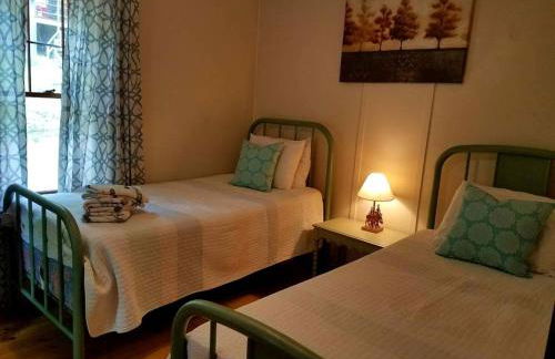 Lovely Lakeside Cabin Rental near Pharaoh Lake Wilderness Area in New York - Photo 10