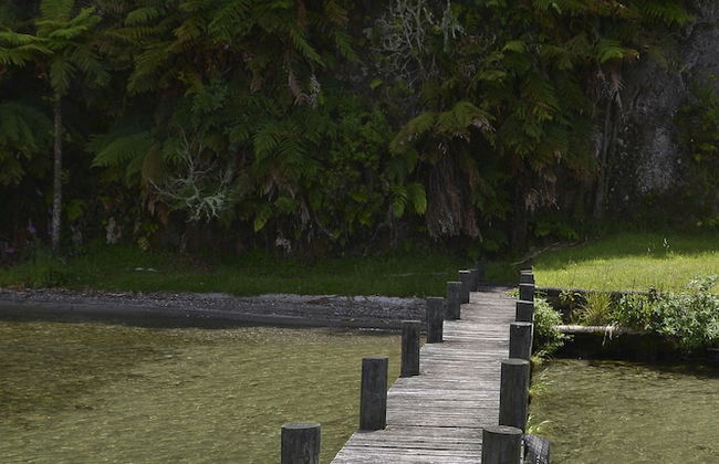 Lakefront Holiday Home - Foto 16