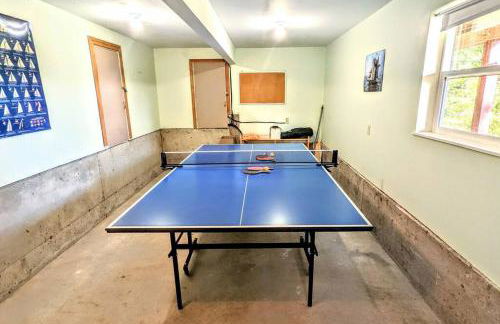 Villa w/ Amazing Bay Views Near Beach w/ Garden, Ping Pong - Foto 32