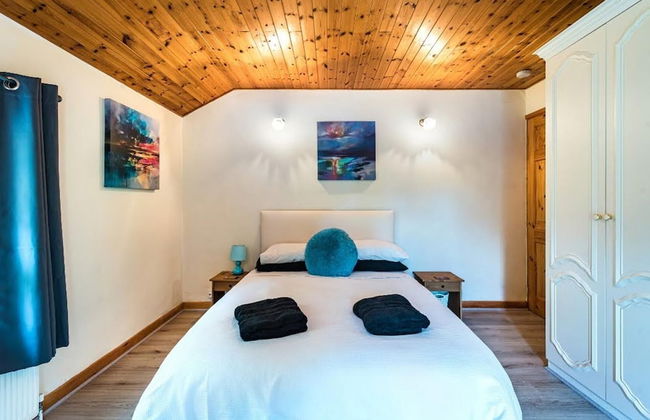 Snowdonia-3bedroom-2 Bathroom-petfriendly-garden - Photo 4