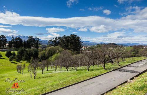 ¡Al lado de la Clínica Oftalmológica Vega! - Foto 50