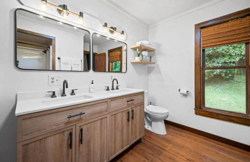 13min Summersville Lake | HotTub | FirePit | Quiet - Foto 62