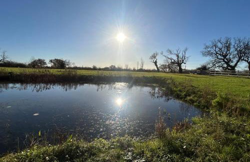 Four Bedroom House With Private Pool - Stunning countryside location with parking close to Chester City Centre - Photo 28