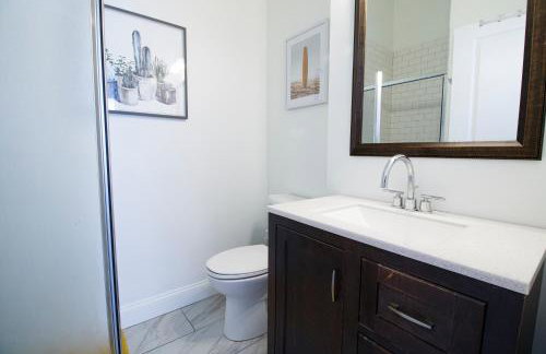 Modern & Spacious 4-Bedroom Apartment in Roxbury - Foto 22