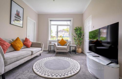 4 Bedrooms Homely House - Sleeps 6 Comfortably with 6 Double Beds,Glasgow, Free Street Parking, Business Travellers, Contractors, & Holiday-Goers, Near All Major Transport Links in Glasgow & City Centre, Perfect for Common Wealth Games 2026 - Foto 7