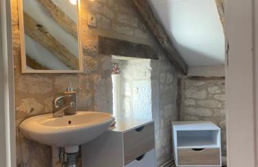 Grange rénovée du XVIIIème siècle - Foto 18