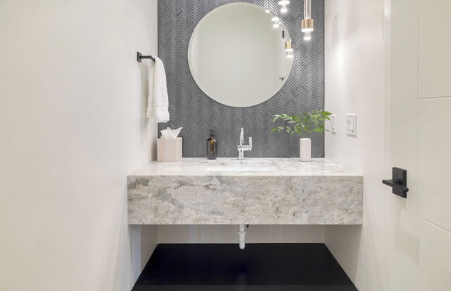 Mins to Deer Valley Lift Firepit, Game Room, Views, 5bdr Orion by Avantstay - Photo 37