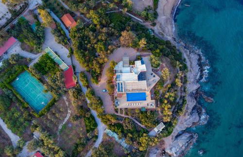 Black Diamond Beachfront Pool Villa Pasithea in Sounio, Athens - Foto 42