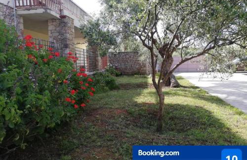 Avia, house with privillaged view, 100 meters from the sea - Photo 14