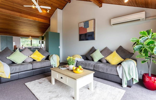 Spacious Lake View Alpine Townhouse Walk TO Town - Foto 26