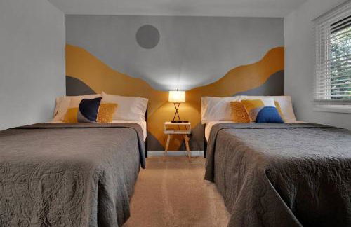 Cozy Retreat near Paris Mtn State Park Sleeps 12 - Foto 41