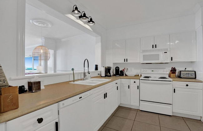 Le Petit Italie Water View 2 2 With Pool - Foto 25