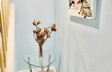 Artsy home by Air Force Academy with office space - Foto 4