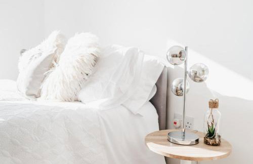 Oakgrove Apartment - 2 Bedroom with Terrance and private parking - Foto 11