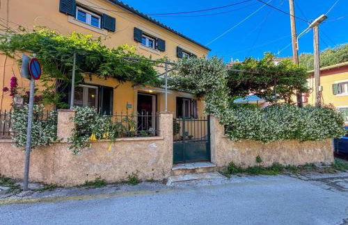 Ourano -gastouri Village Center - Foto 3