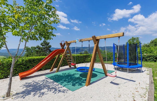 Montebello - Photo 23