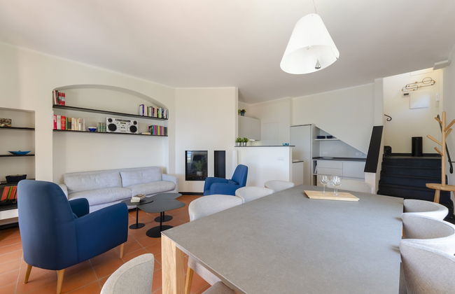 JOIVY Villa W/Superb View And Private Garden In Mulinetti - Photo 19