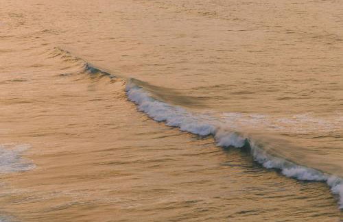 Panoramic Sea-View Family Appartment , Free Parking, Sleeps 6 , Walk to Beach, Station, & Town - Foto 15