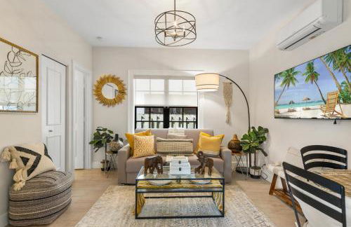 Spanish 4BR Compound w Casita & Private Yard - Foto 42