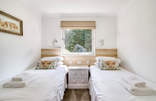 Gamekeeper Lodge loch and mountain view free wifi - Foto 14