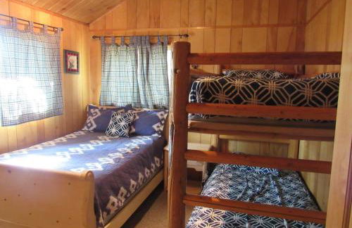 Hillside Hideaway -View of Ski Slope from Charming Deck - Foto 11