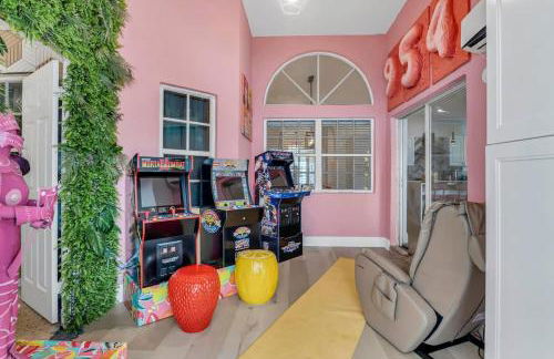 Designer Stylish Villa by Sawgrass with Hot Tub and Arcade Games - Foto 20