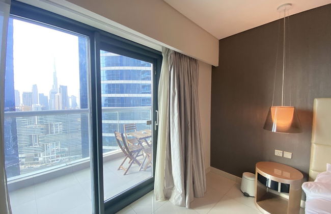 Lux BnB Paramount Tower I Burj Views - Photo 5