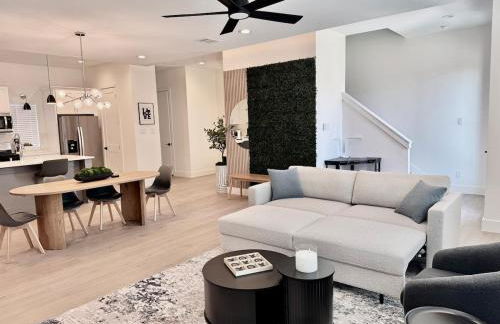 Houston- Downtown, NRG, Med Center, City Views, U of H & TSU, Rodeo - Photo 48