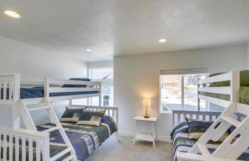 Garden City Townhome with Fireplace Near Bear Lake! - Foto 24