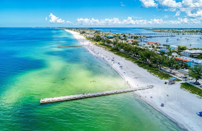 Cottage Haven-one Minute Walk To The Beach-private Yards-keyless Locks - Foto 3