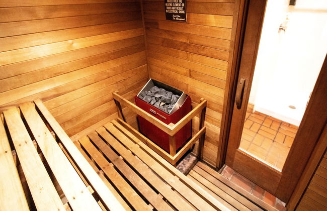 Sunburst Condominiums - Photo 31