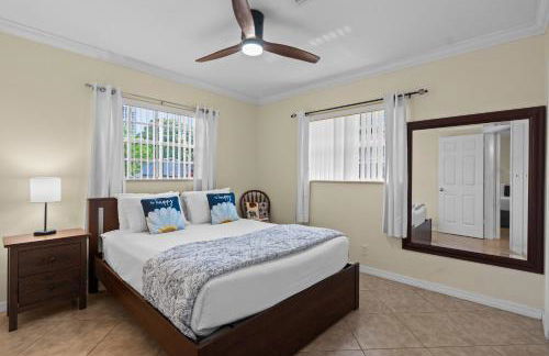 Stylish 2BR Villa full kitchen 10 mins from Beach - Foto 11