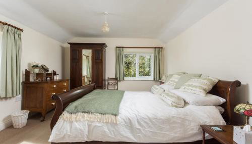 Stunning 3 Bedroom Cottage near Historic York - Photo 4, towels