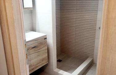 Marys Home Eretria - Photo 15