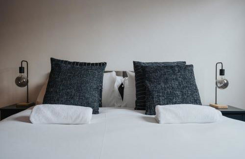 Liverpool Warehouse Flat - Sleeps 5, WiFi, Free On-Site Parking - Foto 20