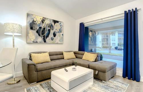 Luxe 6 Bed Heated Pool Villa I 5 min to Beach I BBQ - Foto 66