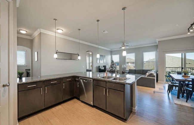 Luxury Townhome Pool North Austin Evonify - Foto 9