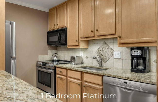 The Landmark - Photo 4