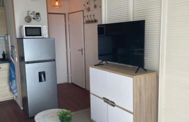 T2 DIRECT PLAGE LACANAU OCEAN 2 PISCINES PARKING TERRASSE 9m2 - Foto 6