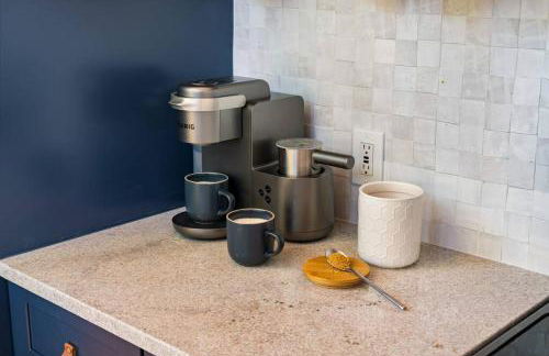 The Blue Forest Chalet - Kayak, Hike, Hot Tub - Foto 11